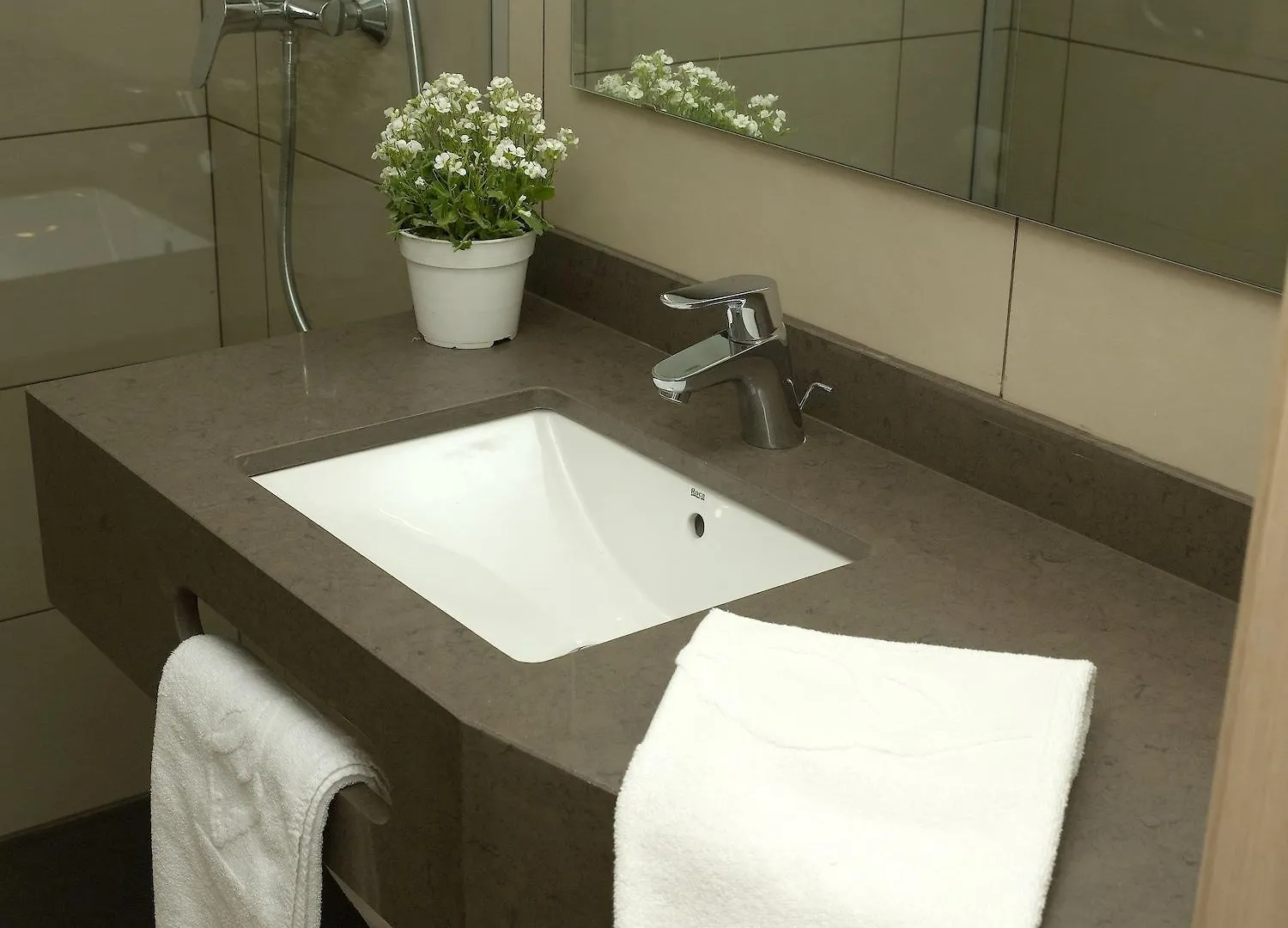 Апартаменты Almirall Apartaments Льорет-де-Мар